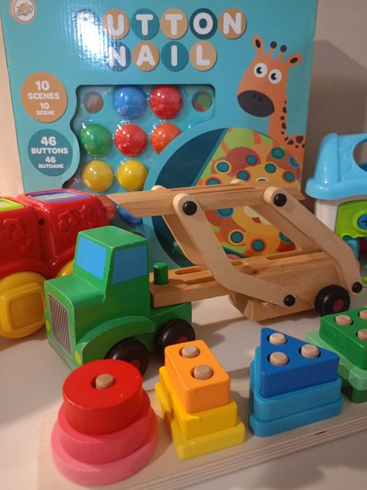 Zestaw zabawek dla dziecka