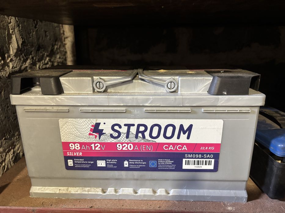 Продам аккумулятор 12v920A