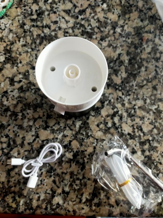 Dispensador de água eléctrico