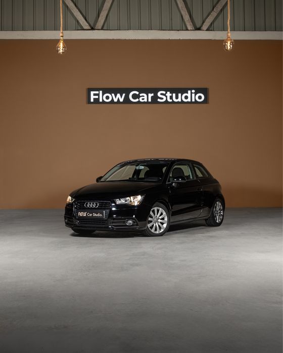 Audi A1 1.2 TFSI Black Santorini