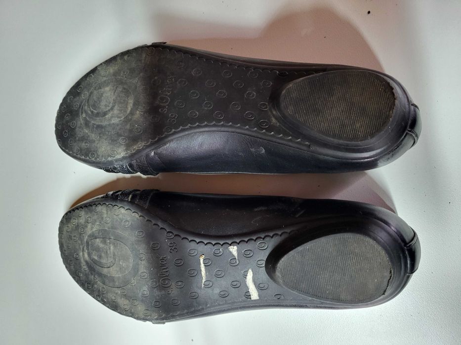 Sandalias Romanas Esprit e Sapatilhas S. Oliver - 39 (Como novas)