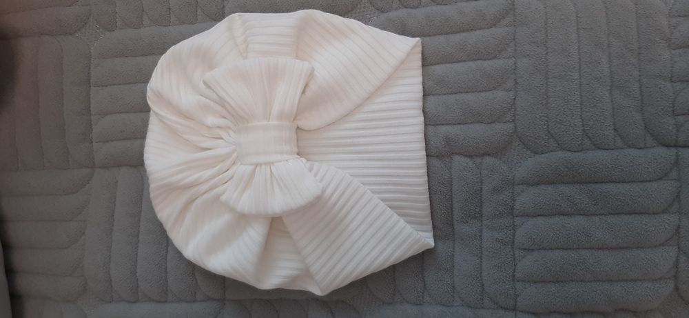 Шапочка для дівчинки