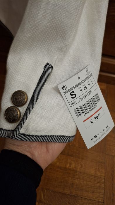 Blazer branco com tira azul zara Novo