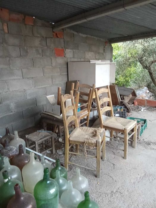 Casa de xisto com quintal