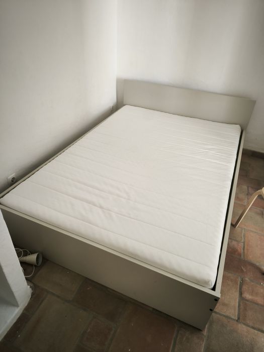 Colchão 140x200 IKEA