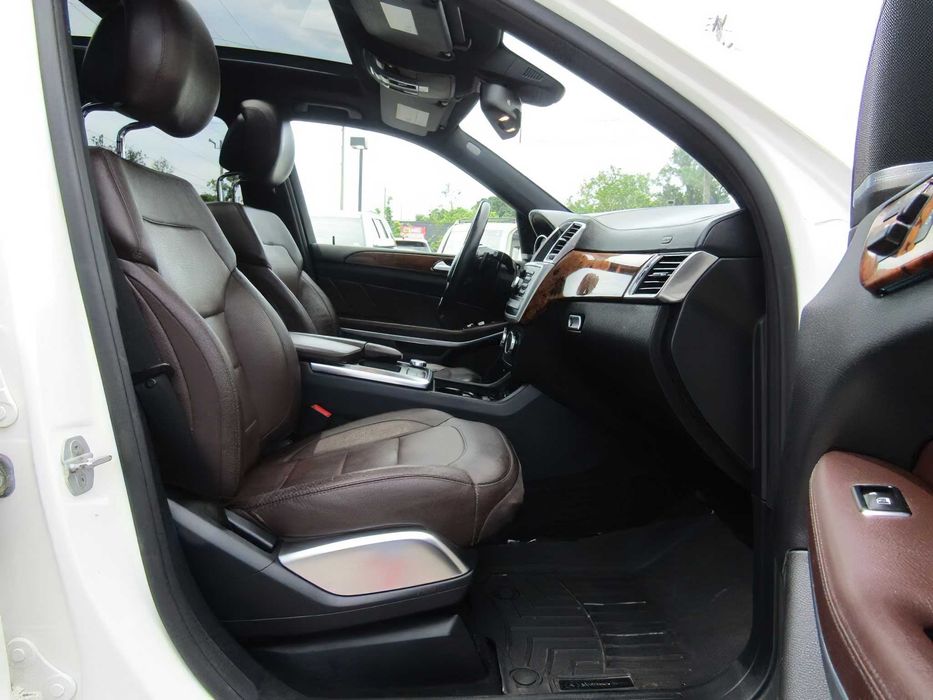 Mercedes-Benz GL-Class GL 550 4MATIC      2015
