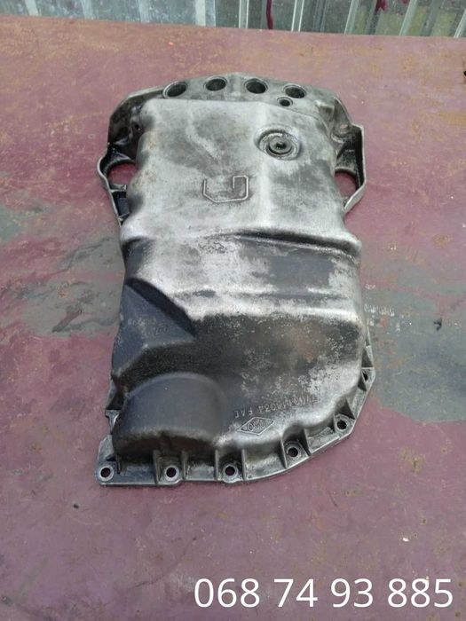 Поддон двигателя Рено