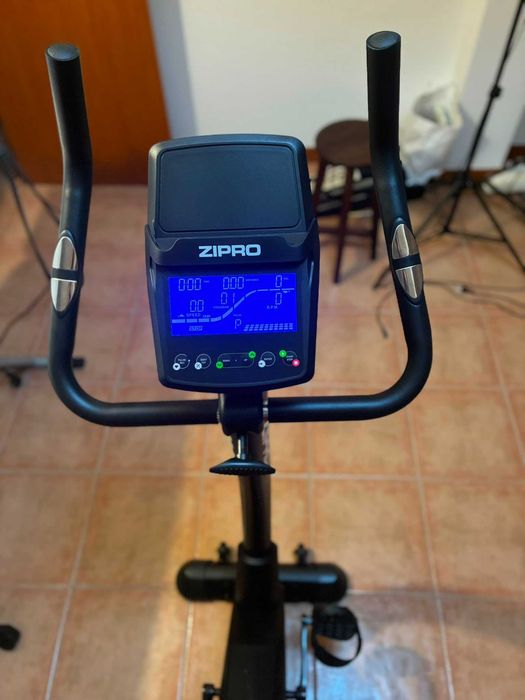 Bicicleta estática Zipro Rave - COMPLETAMENTE NOVA