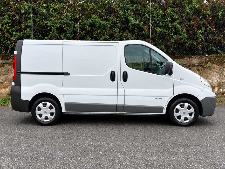 Renault Trafic 2.0 DCI Nacional 3 lugares