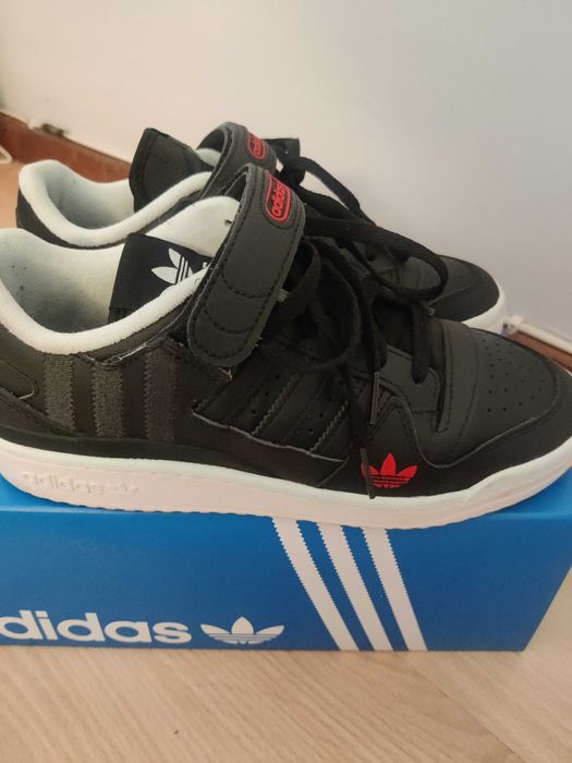 Ténis Adidas Forum Low tamanho: 40 2/3