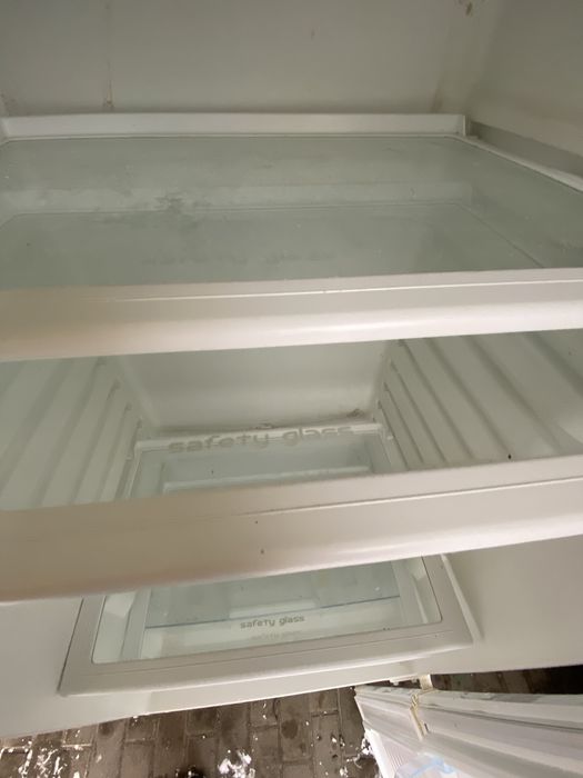 Lodówka Amica okolo  180 wysokość