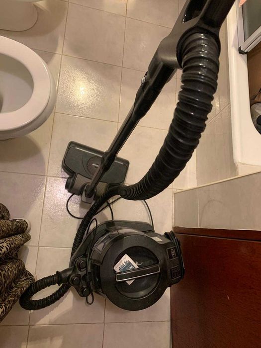 Aspirador Rainbow E2 Black – Quase novo