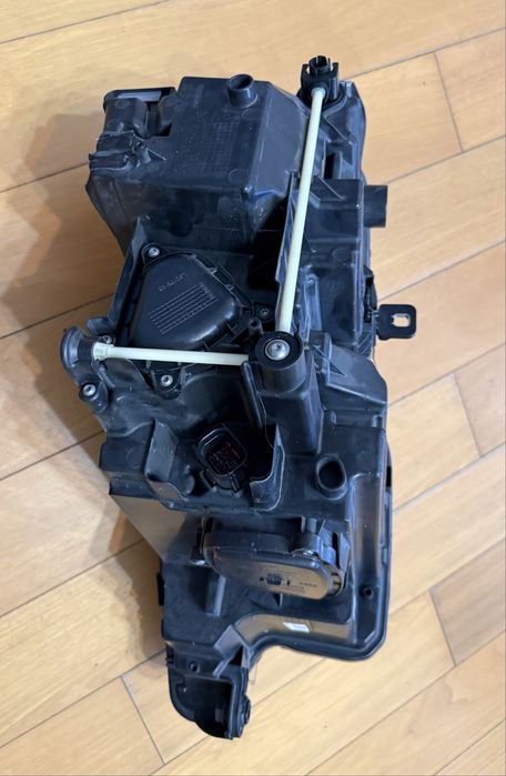 Права фара AUDI Q4 e-tron 2024