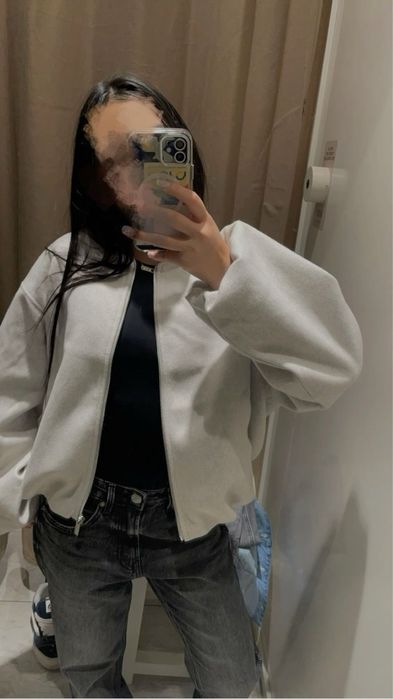 Бомбер zara , куртка женская