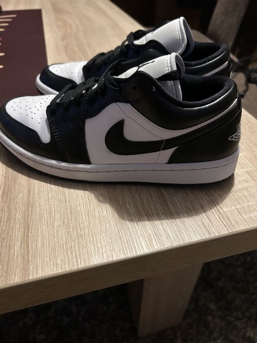Nike Air Jordan Low