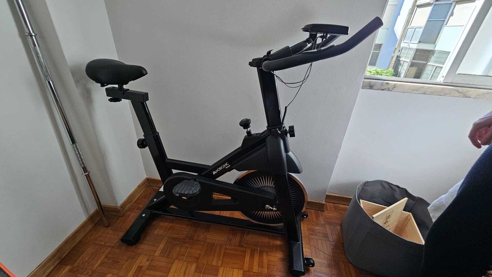 Bicicleta Estática 6 Kg Mobiclinic Indoor Ecrã LCD Ajustável