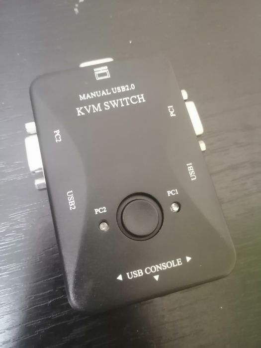 Продам KVM-switch для переключения между гарнитурой на ПК
