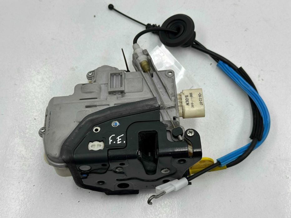 Fecho Porta Frente / Trás Direito / Esquerdo - Audi A4 B8 (2008)