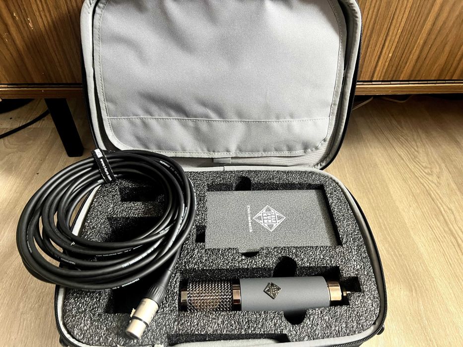 Telefunken TF-51 - microfone a valvula