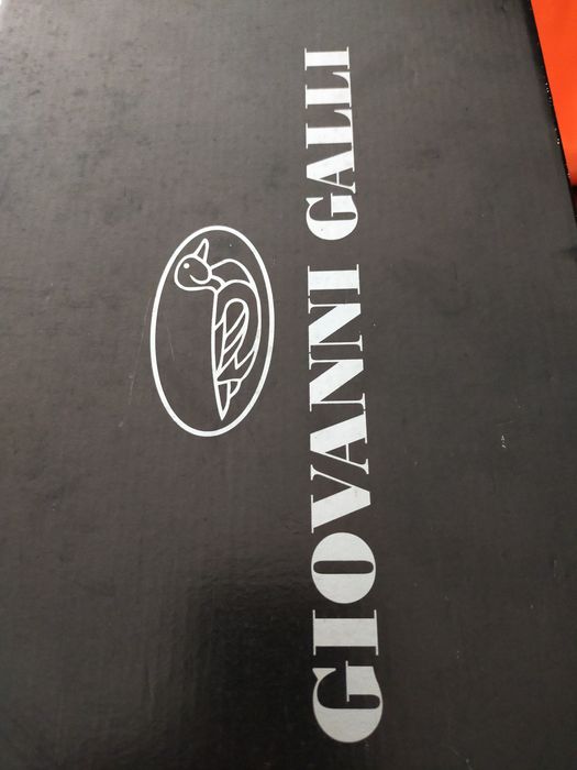 Sapatos clássicos pele. Giovanni Galli. NOVOS