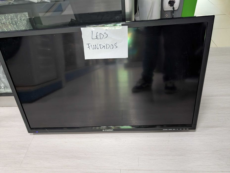 TV e-Motion 32-1331 - Leds fundidos