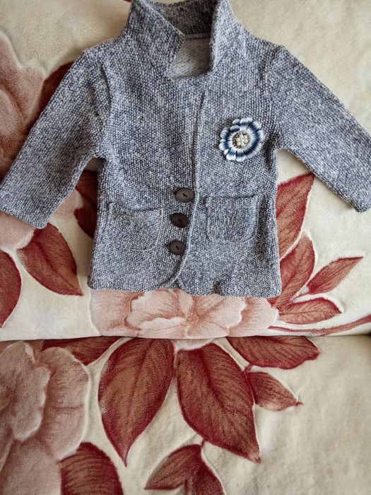 Піджачок на дівчинку