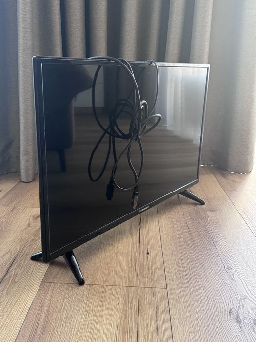 Телевізор Tompson 32" 32HC3102