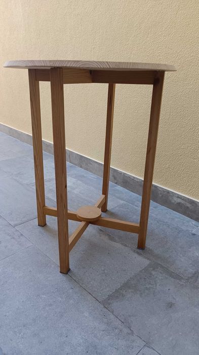 Mesa de Apoio Redonda em Madeira + Capa (Oportunidade )