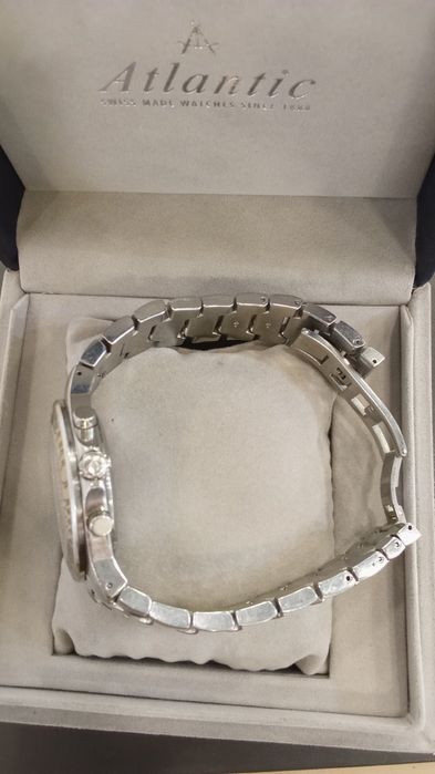 Продам  годинник Atlantic 8046