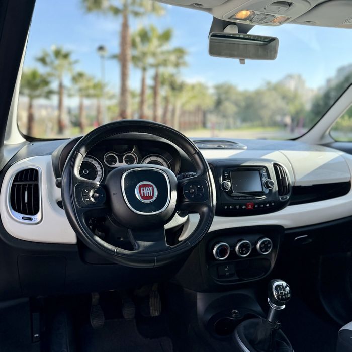 Fiat 500L 0.9 TwinAir 110.000km DESDE 109€ Mês