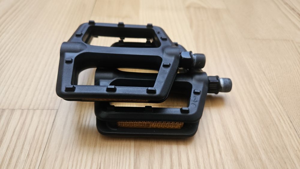 Pedały VP Components VP-536 Nylon Pedal Set