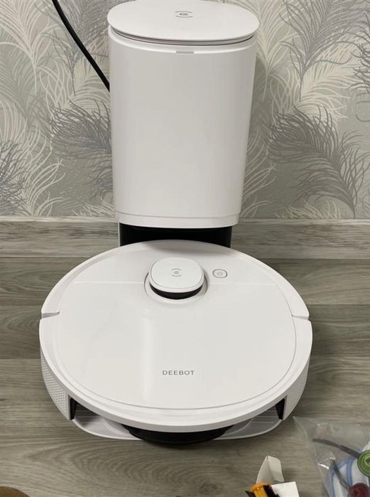 Робот-пылесос ECOVACS DEEBOT OZMO T9 PLUS (DLX13-54)