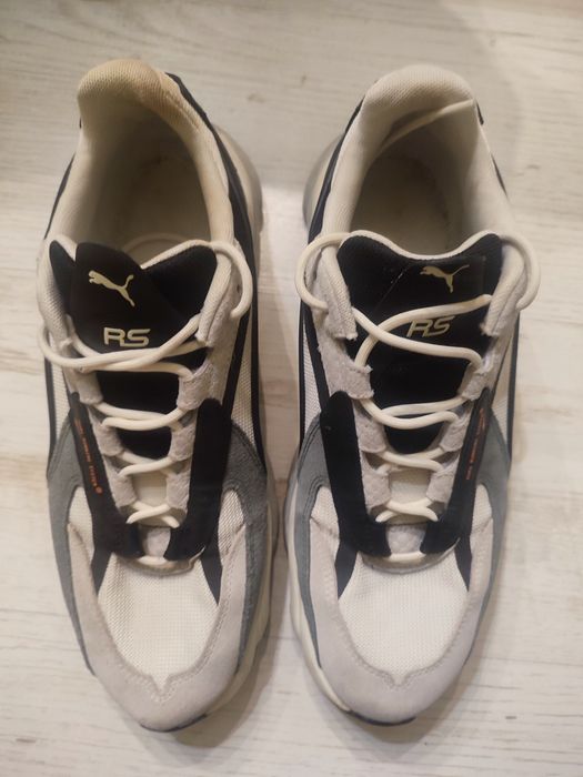 Продаются кроссовки Puma  RS Connect Splash Trainers
PUMA 381