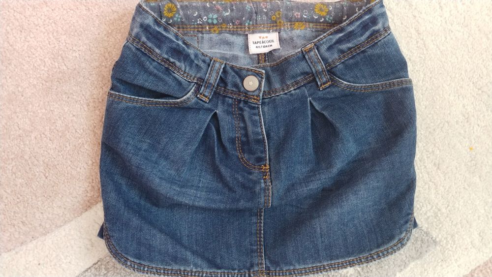 Spodniczka spodnica. 104