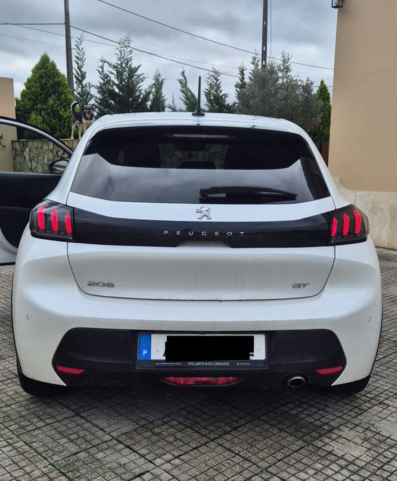 Peugeot 208 1.5 BlueHDI GT 102cv