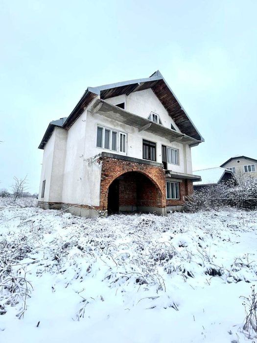 Будинок в Тисмениці біля ресторану Палац Ярослава