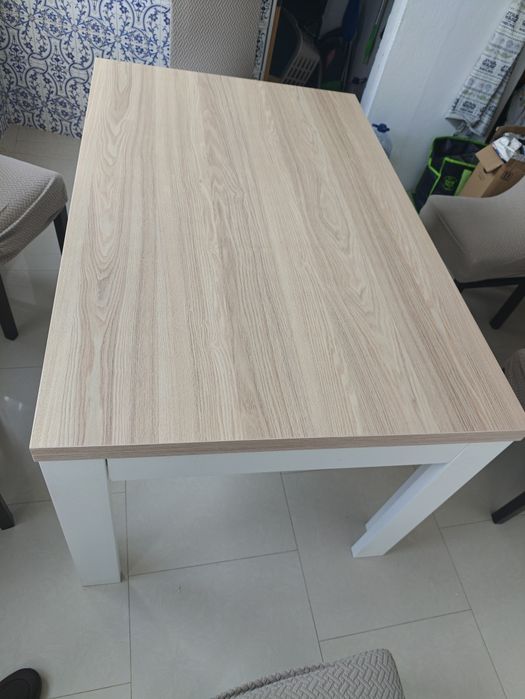 Mesa de Sala Clara 140cm