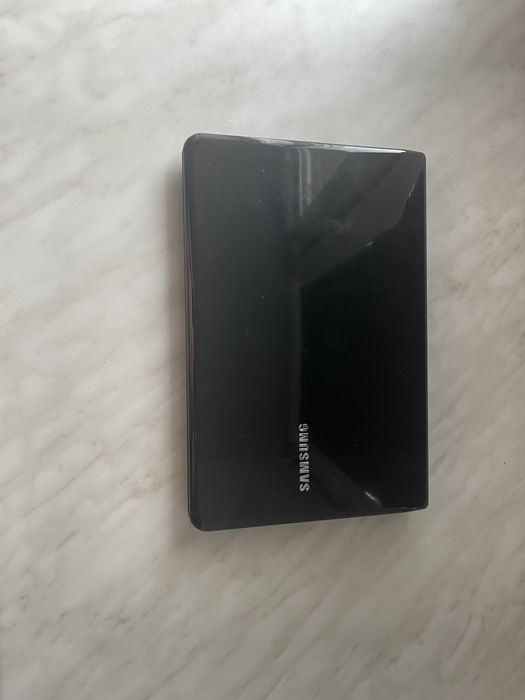 Laptop samsung czarny