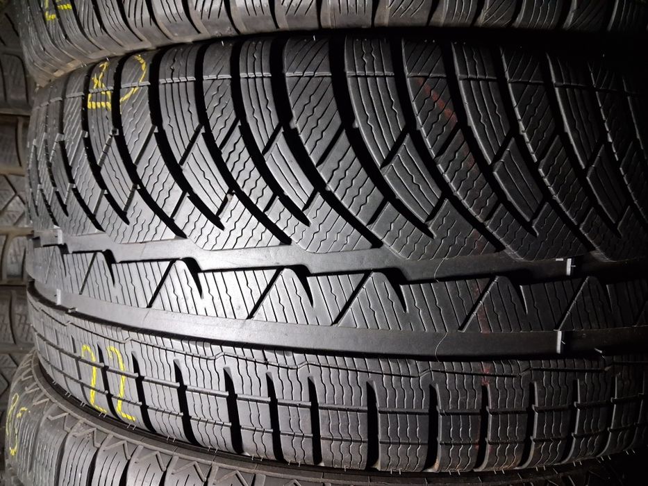 245/40 R18 Michelin Pilot Alpin 4 Шини бв зима Комплект , Пара