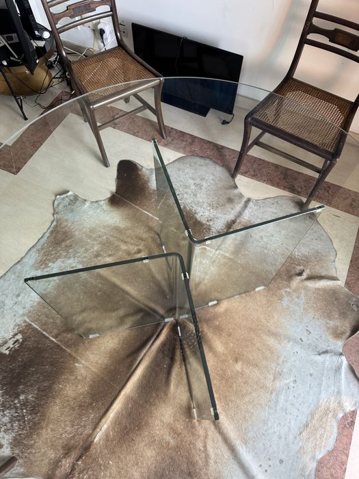 Mesa de jantar OBSIDY Área Store em vidro temperado – 150 cm