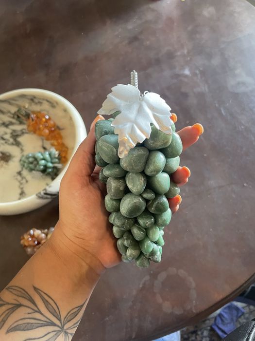 Conjunto de uvas vintage chinesas com taça