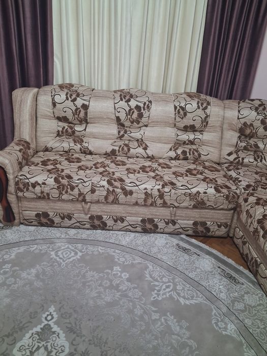 Продам кутовий диван