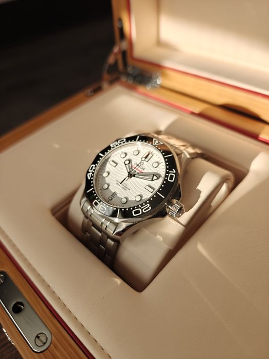 Omega seamaster 300m profesional biała