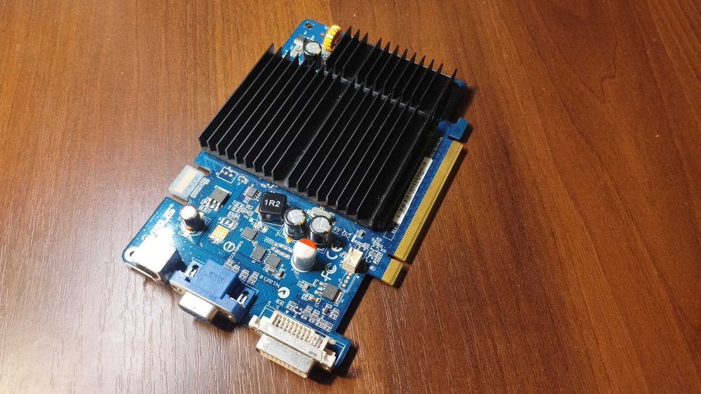 Karta graficza Asus GeForce 8500GT 512MB DDR2 128bit PCI-E