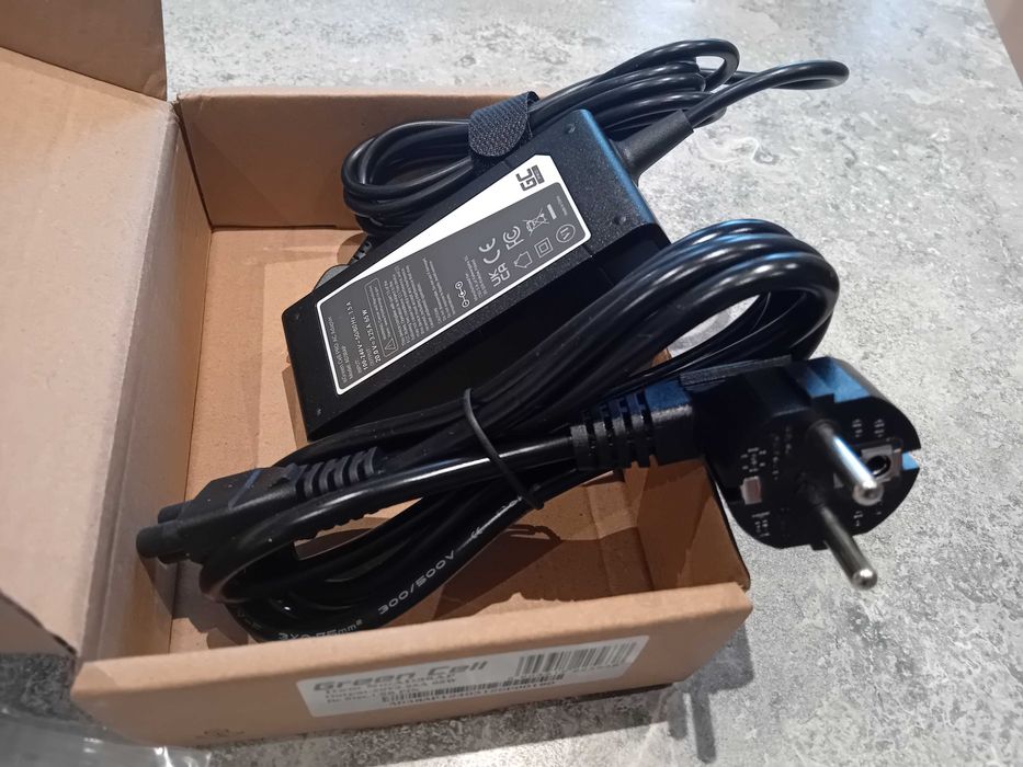 Zasilacz Ładowarka Green Cell PRO 20V 3.25A 65W