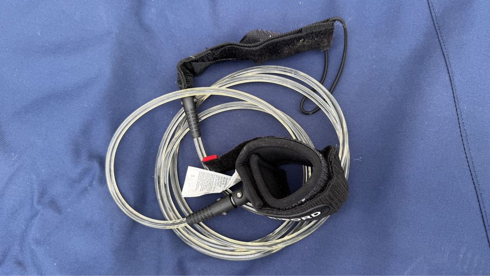 Leash sur tribord novo
