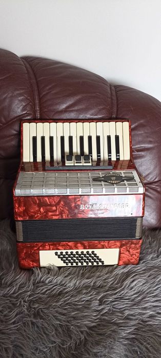 Akordeon ROYAL  Standard