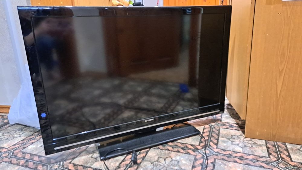 Телевізор Sharp РК-дисплей 40 дюймів