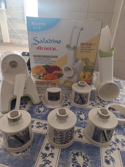 Cortador elétrico de legumes Saladino Ariete