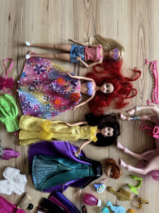 Zestaw Barbie akcesoria konik